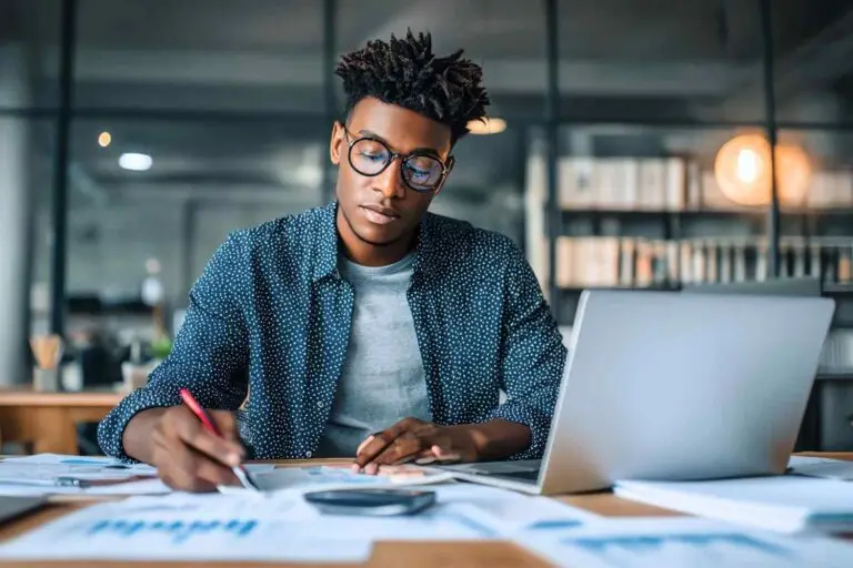 A Practical Guide to Cash Flow for Small Businesses